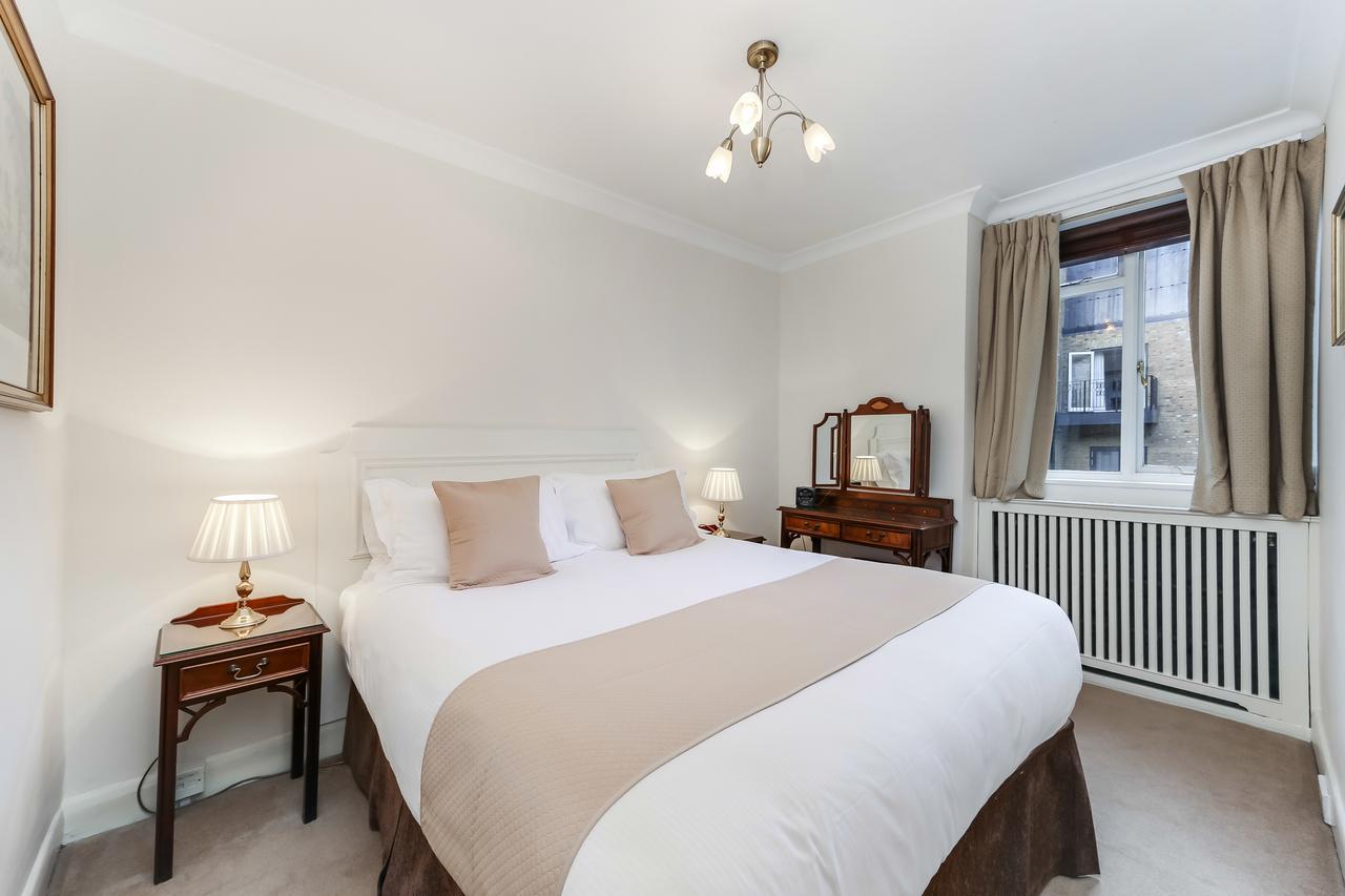 Апартаменты 10 Curzon Street By Mansley Лондон Экстерьер фото
